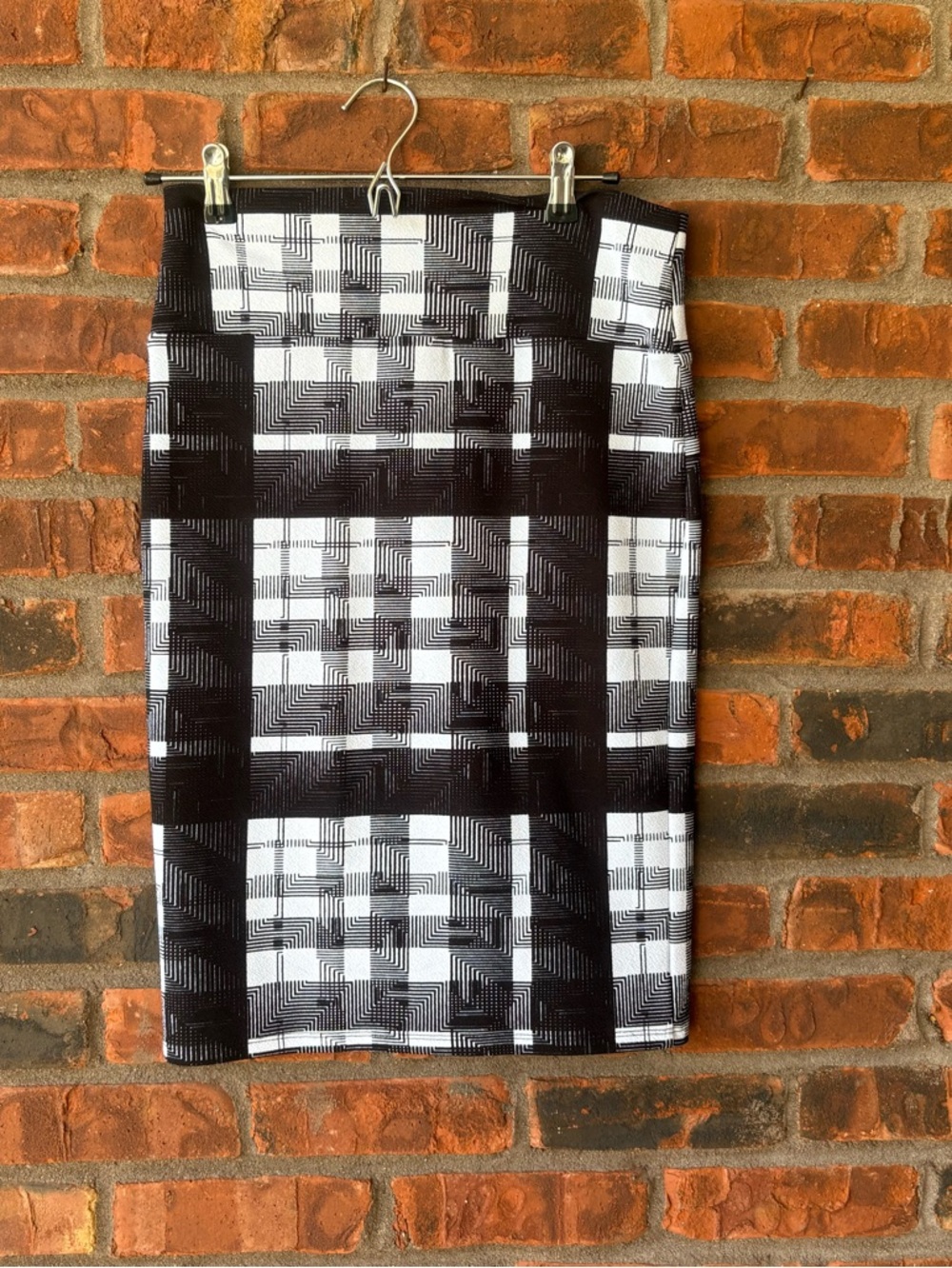 LuLaRoe Black and White Plaid Pencil Skirt